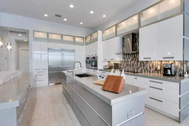 Executive Cabinetry Kitchen Cabinets