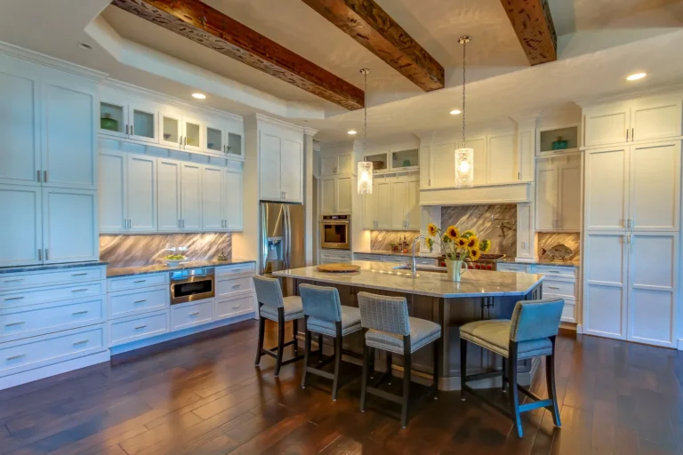 Executive Cabinetry Kitchen Cabinets